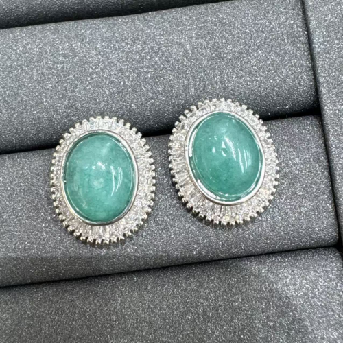 $4.6